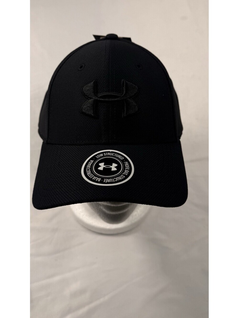 Under Armour UA Men's Black w/black logo Classic Fit L/XL Cap Hat NWT